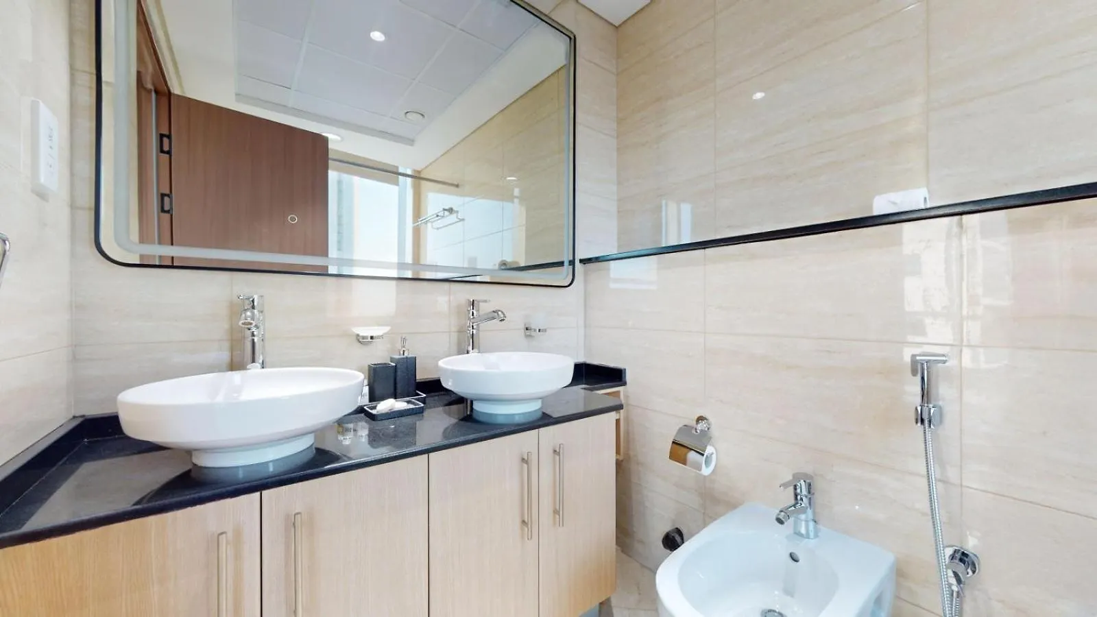 Ocean Heights - Three Bed With City And Sea View Dubái Emiratos Árabes Unidos