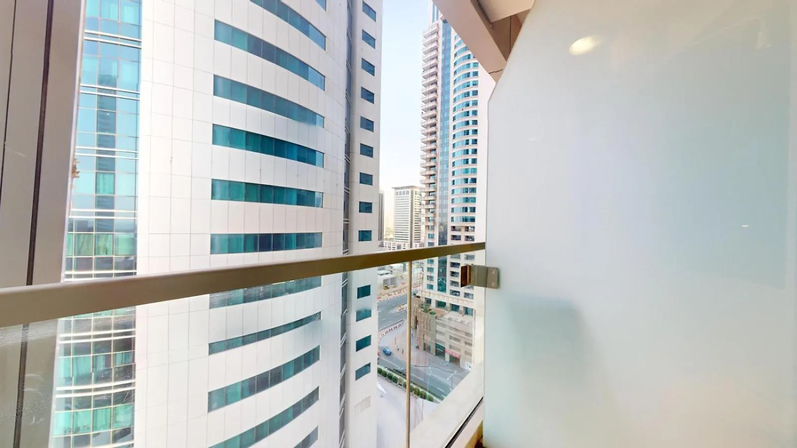 Ocean Heights - Three Bed With City And Sea View Дубай ОАЭ